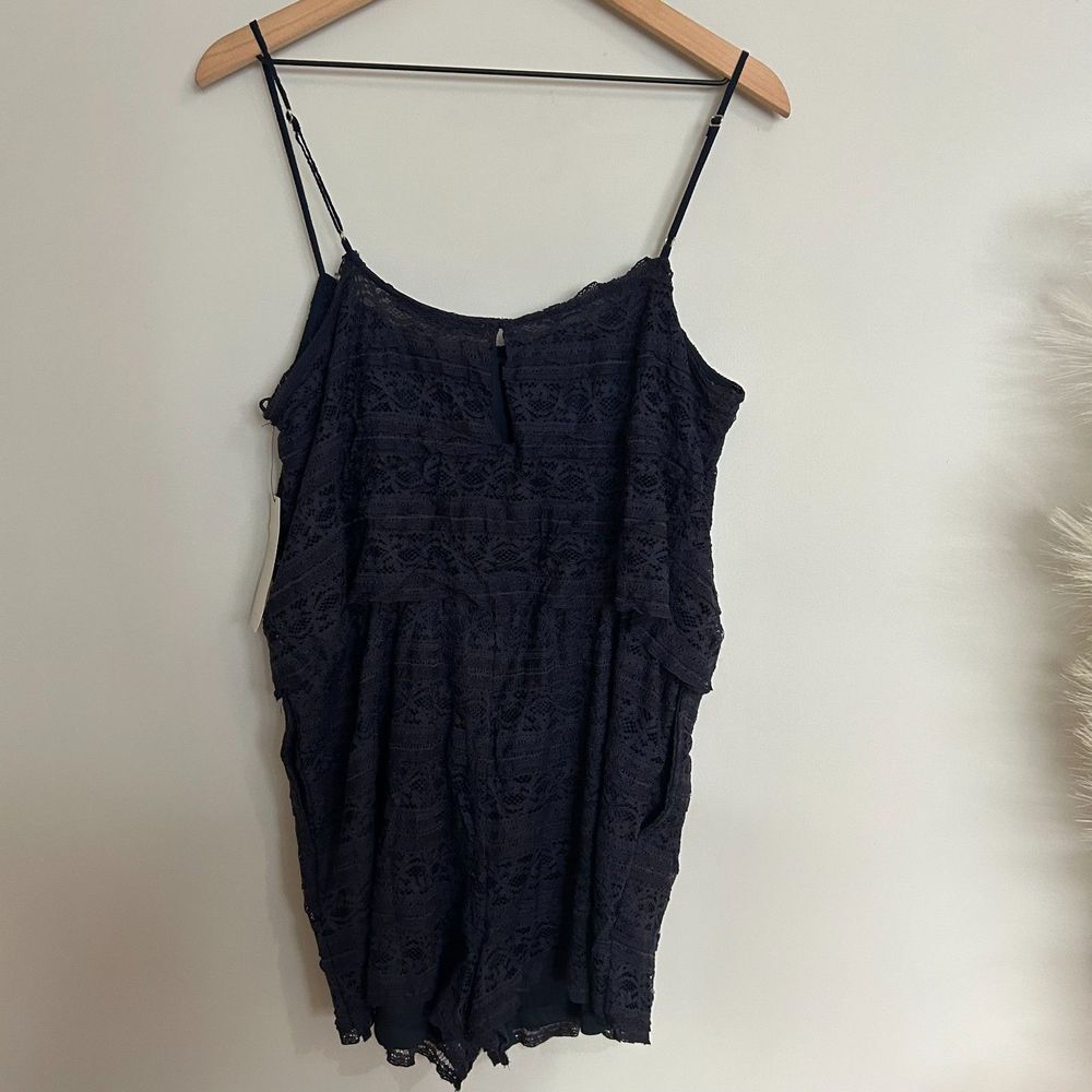 Zara Navy Lace Strappy Romper - Picture 4 of 9